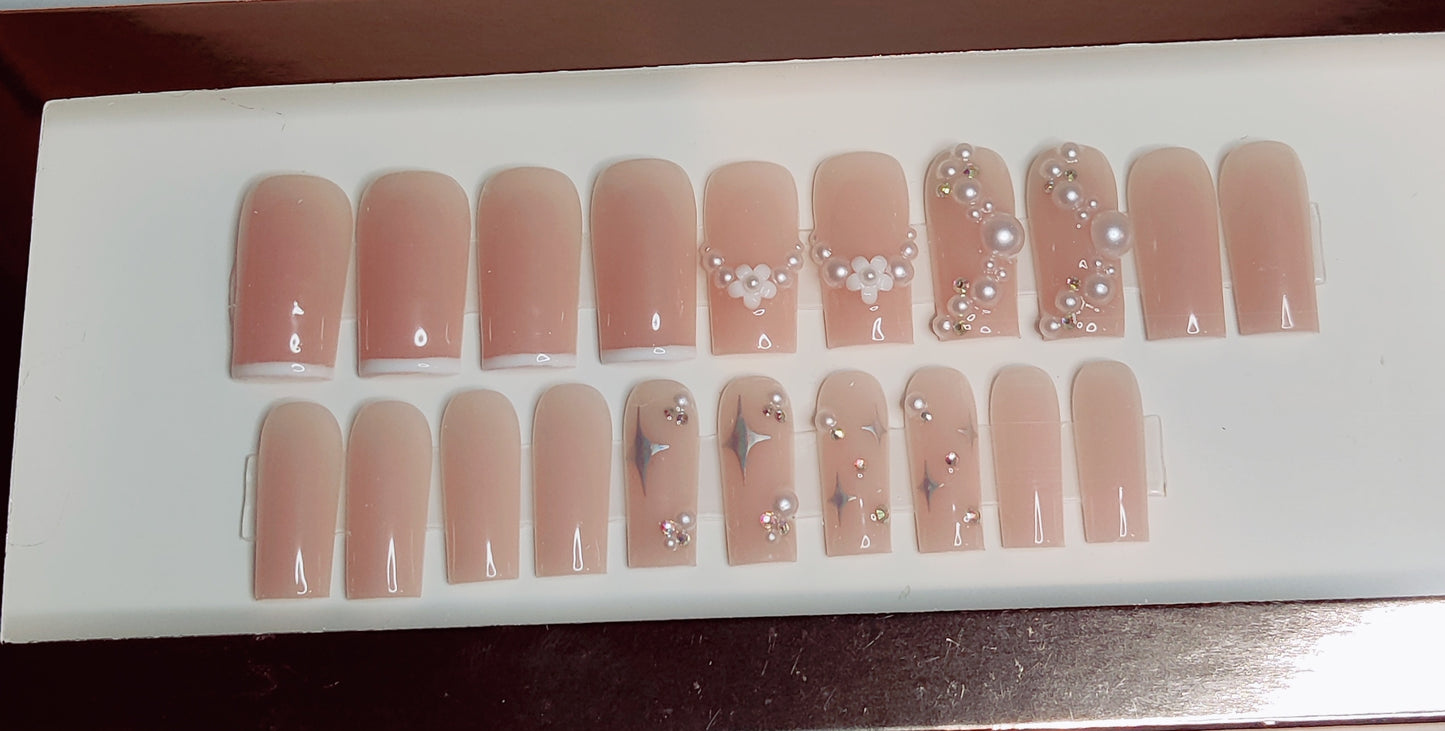 20 PCS Pearl Princess Press On Nail Set