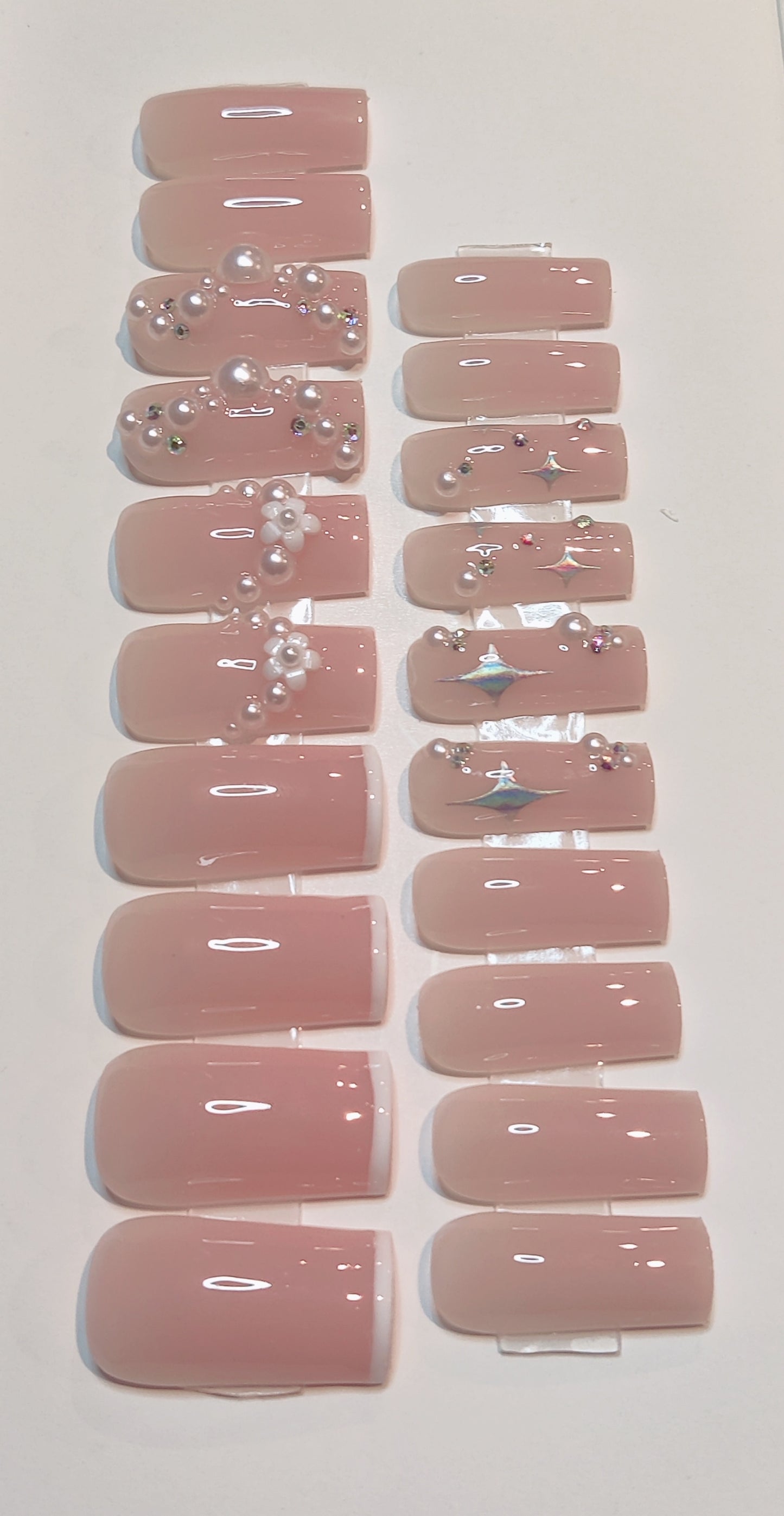 20 PCS Pearl Princess Press On Nail Set